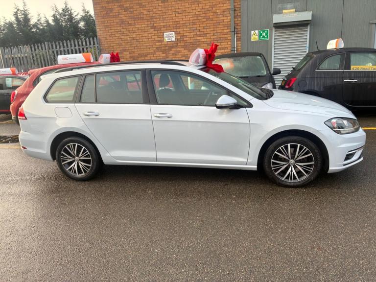 2018 Volkswagen Golf 1.6 TDI SE 5dr [Nav] ESTATE DIESEL Manual