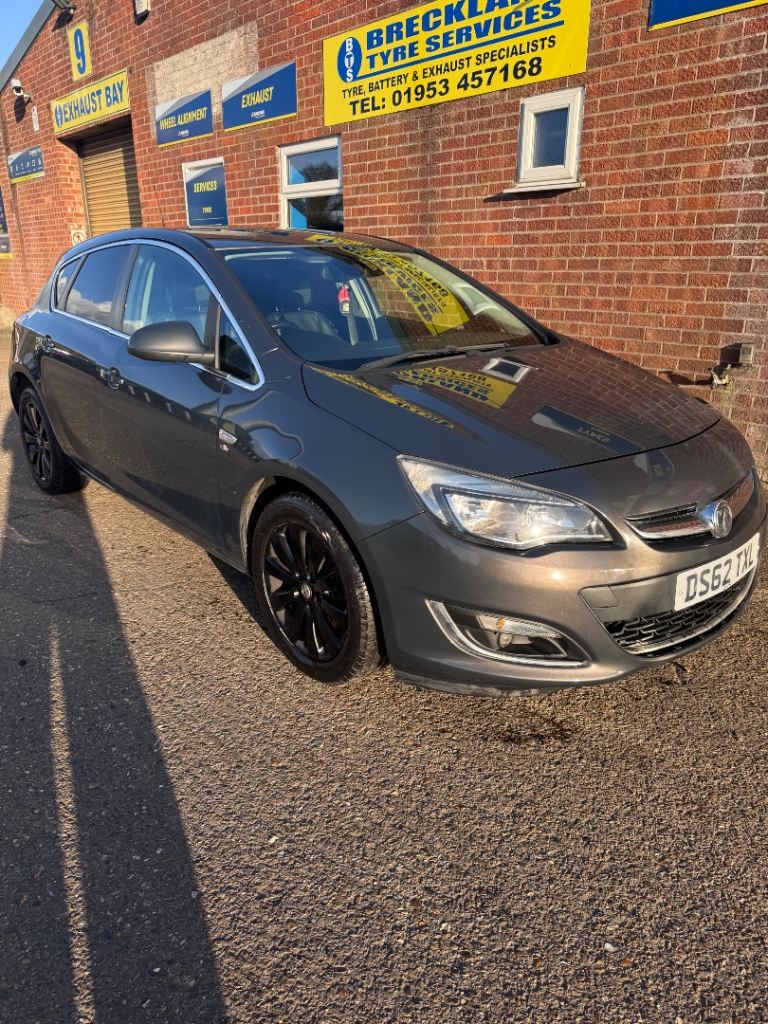2012 Vauxhall Astra