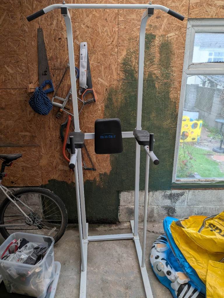 Viavito Sumi Foldable Rowing Machine & 7ft Pull Up / Dip Bar