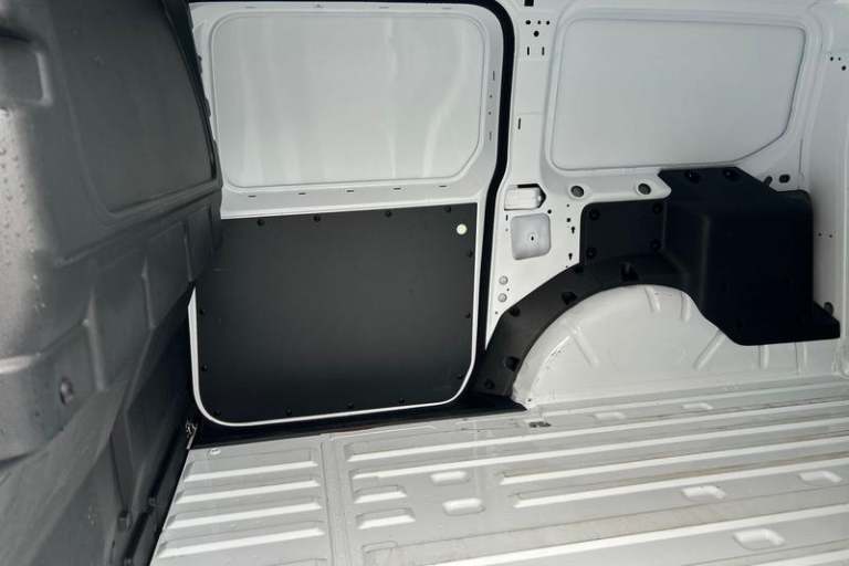 2025 Ford Transit Connect 250 Trend AUTO L2 LWB 1.5 EcoBoost PHEV 150ps, SAT NAV, REAR PARKING SE...