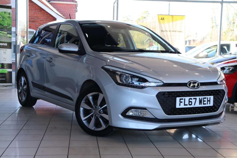 image for 2017 Hyundai i20 1.2 i20 Premium Nav MPI 5dr Hatchback Petrol Manual