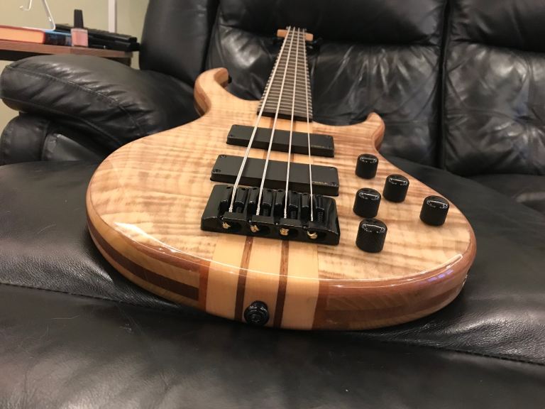 Harley Benton BZ-4000 II neck through 4 string bass guitar - nearly new!