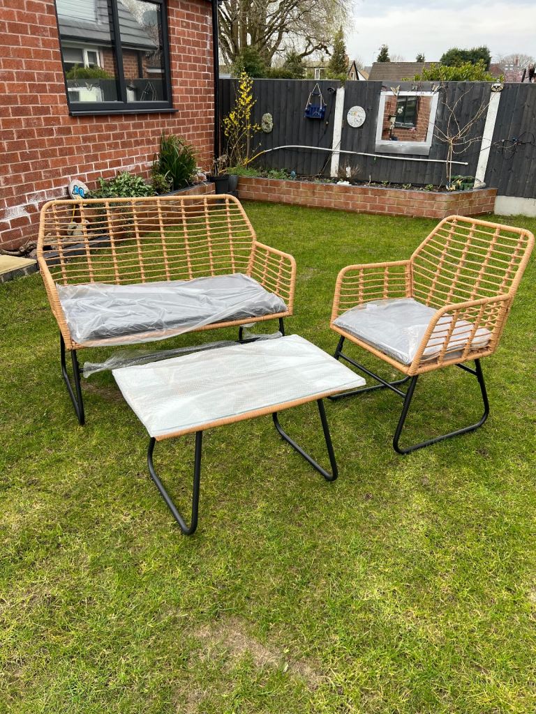 Garden set new  x display