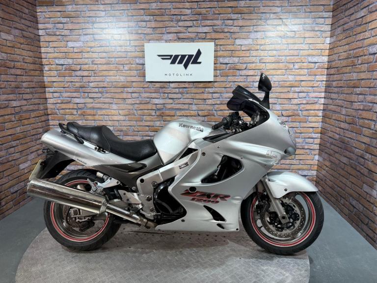 Kawasaki ZX 1200 = 12 MONTHS MOT - NATIONWIDE DELIVERY 