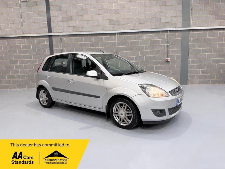FORD FIESTA 1.4 Ghia 5dr 2006