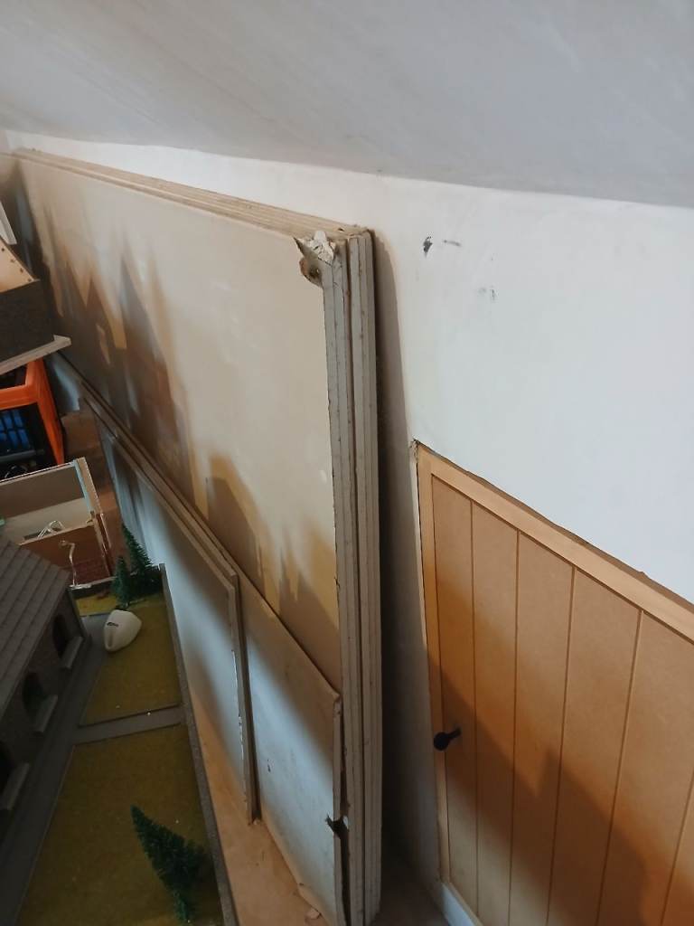 6 sheets of 4x8ft plasterboard