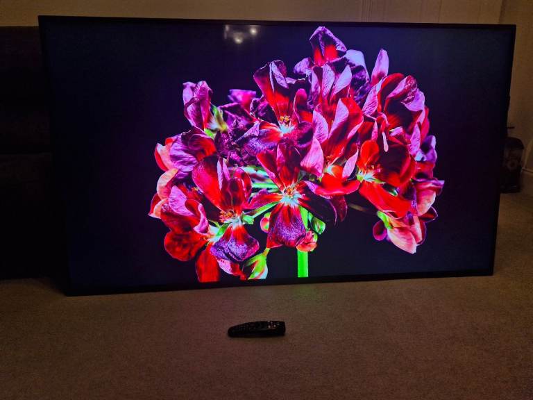 Huge 75" LG Smart WiFi LED TV 