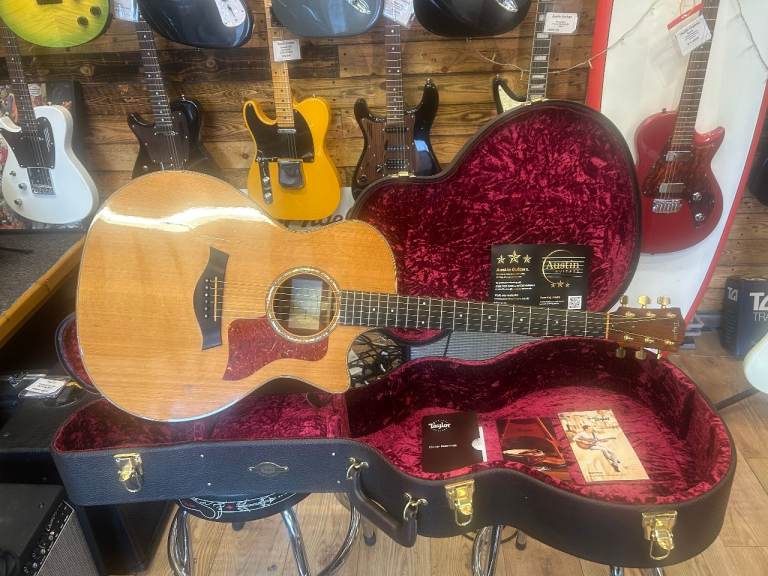 Taylor 514ce Natural - Inc Taylor Hard Case