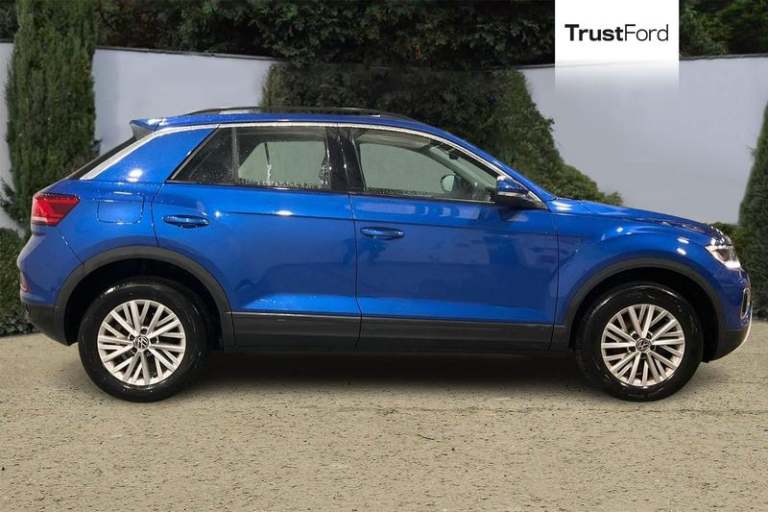 2022 Volkswagen T-Roc 1.5 TSI Life 5dr- Apple Car Play Manual Hatchback Petrol Manual
