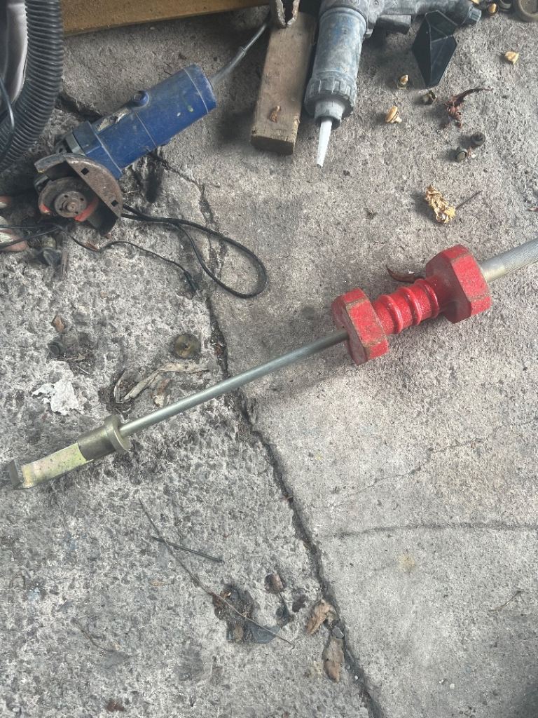 Slide hammer