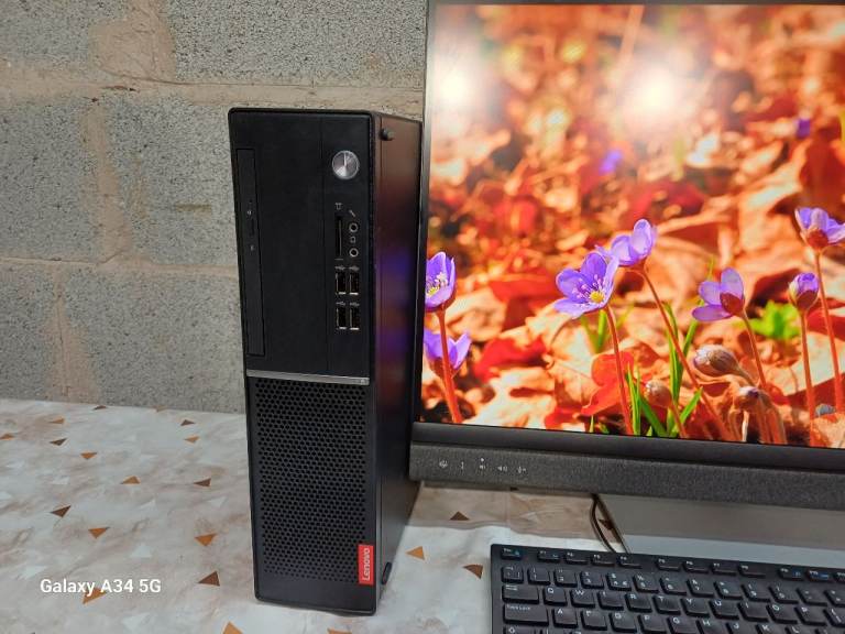 Lenovo V520 SFF Desktop Core i5 7th Gen 7400 8GB RAM 240GB SSD Windows 11 Business PC