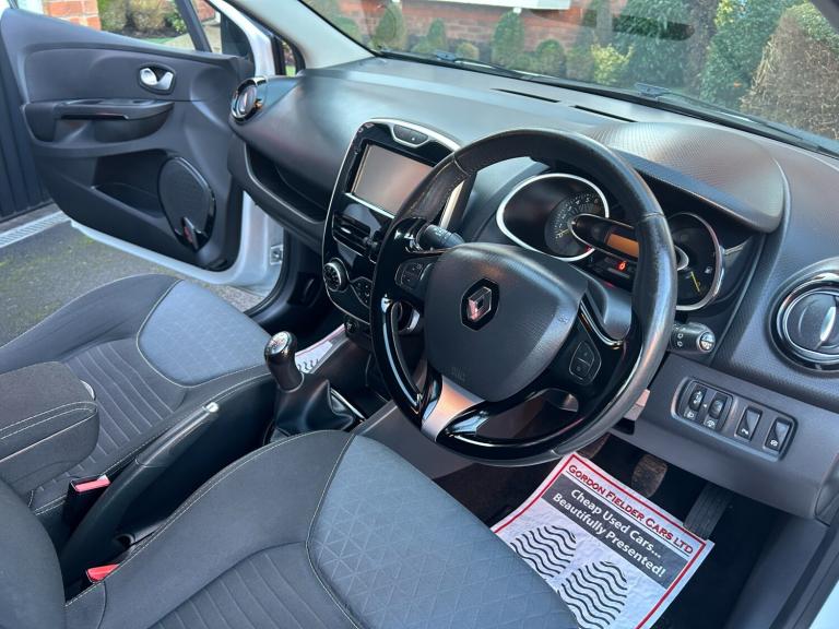 2015 Renault Clio 0.9 TCE 90 Dynamique S MediaNav Energy 5dr HATCHBACK Petrol Manual