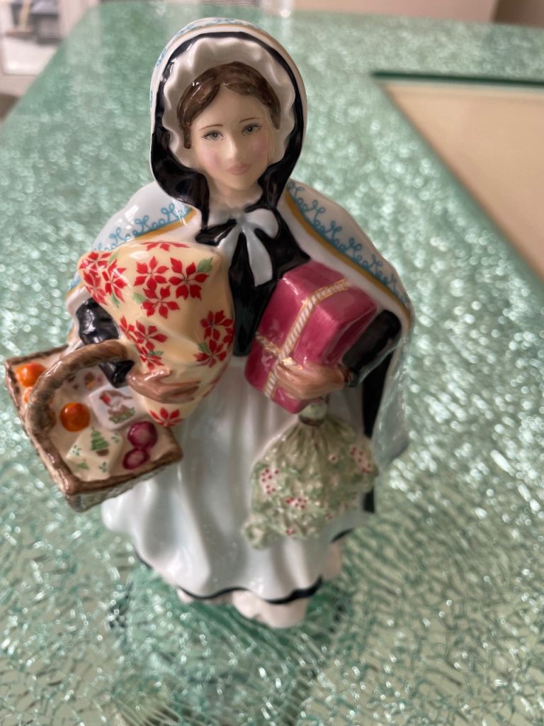 Coalport Christmas Parcels Figurine