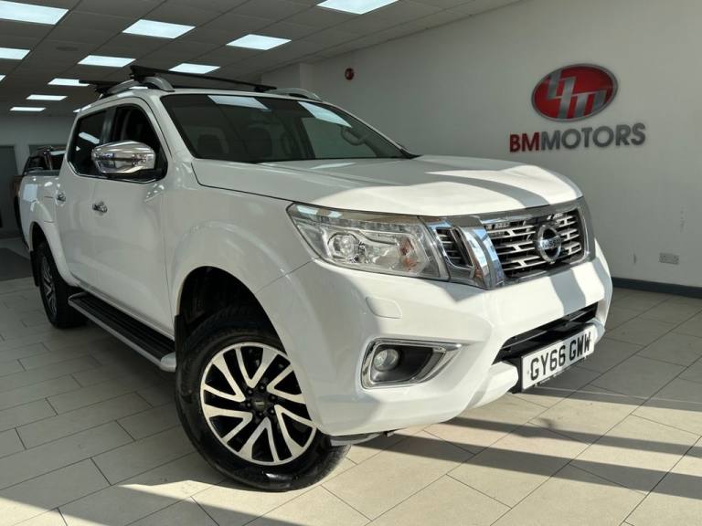 2016 Nissan Navara 2.3 dCi Tekna Pickup Double Cab 4dr Diesel Auto 4WD Euro 6 (190 ps) PICKUP Die...