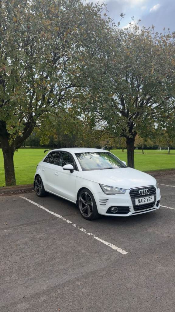 Audi, A1, Hatchback, 2012, Manual, 1598 (cc), 5 doors