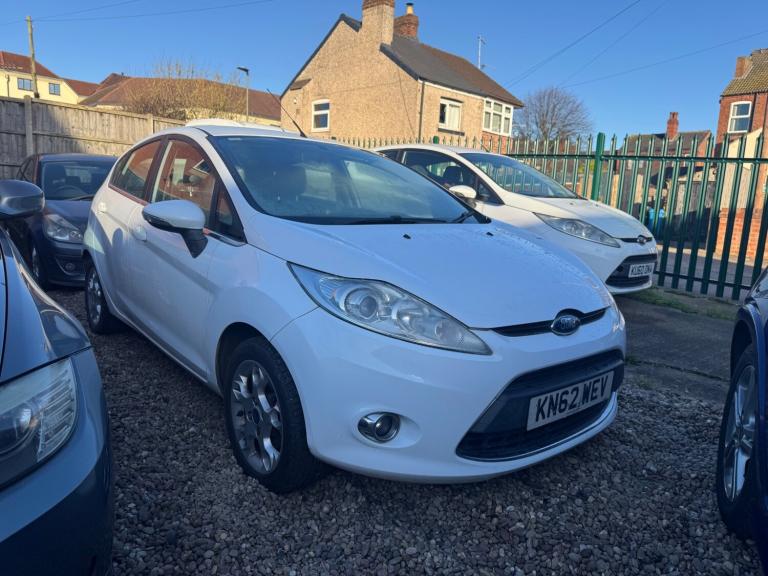 2012 Ford Fiesta 1.25 Zetec 5dr [82] HATCHBACK Petrol Manual