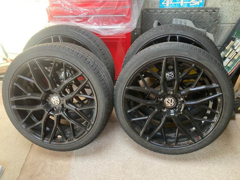 Set of 4 x 20" Black Alloy wheels and Tyres to fit VW T6/T5 +