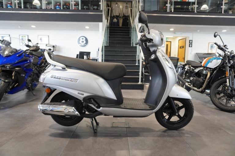 Suzuki Address 125, 2025, Platinum Silver. IN STOCK NOW