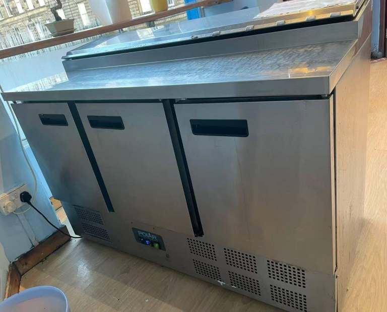 Polar G-Series G605 390 Liter 3 Door Stainless Steel Refrigerated Prep Counter