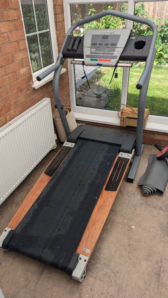 Nordic Track Treadmill - SPARES OR REPAIR