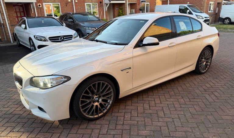BMW, 5 SERIES, M-Sport Saloon, 2015, Semi-Auto 1995 (cc), 4 doors euro 6 2 owners