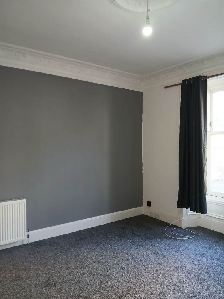 Cosy, one bedroom unfurnished flat to rent