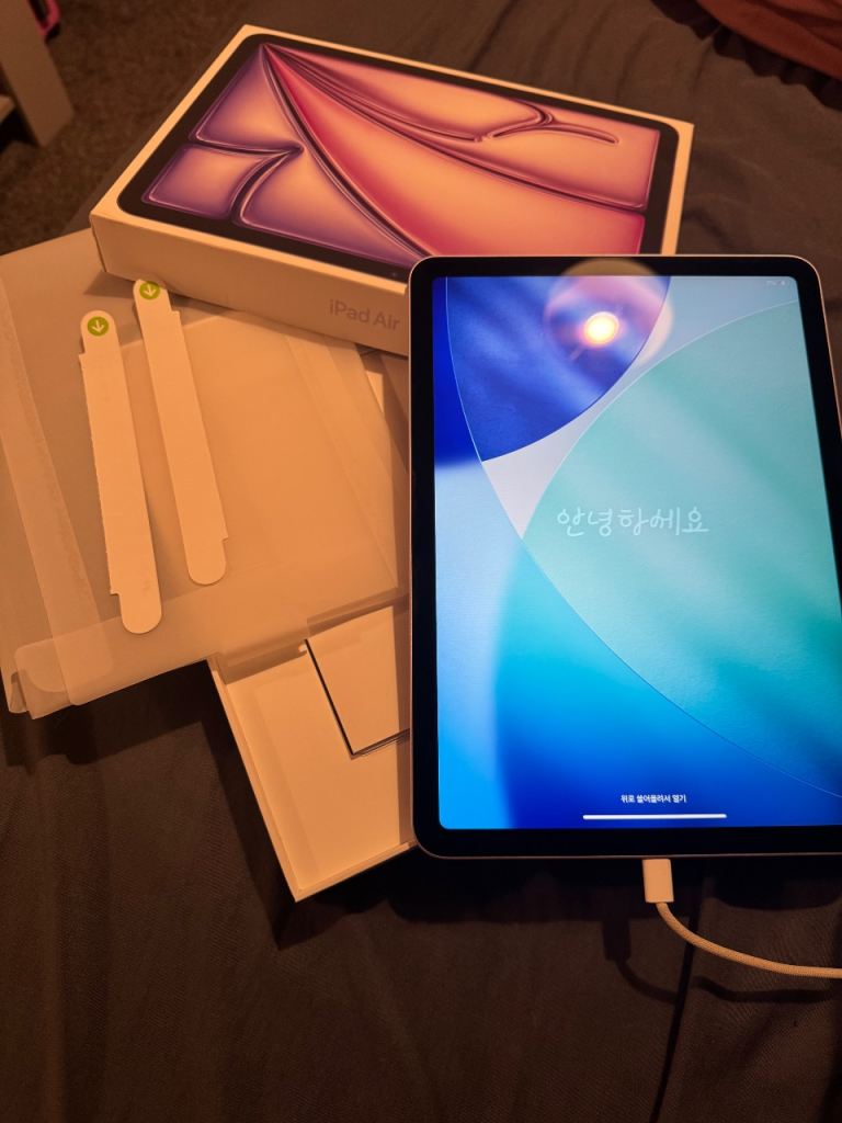 Apple iPad Air 11inch (M3) 128Gb – Purple, As Good As New