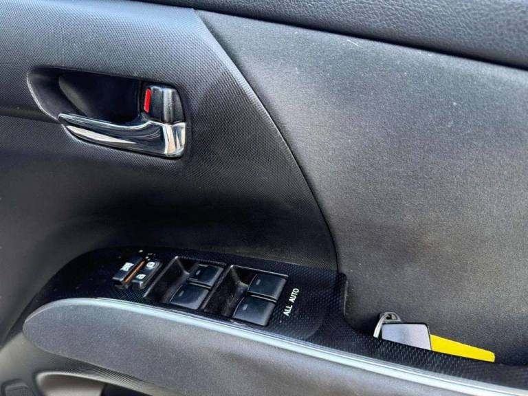 2012 Toyota Estima 2.4 HYBRID VVTI AUTO 7 SEATS - AERAS MPV HYBRID ELECTRIC Automatic