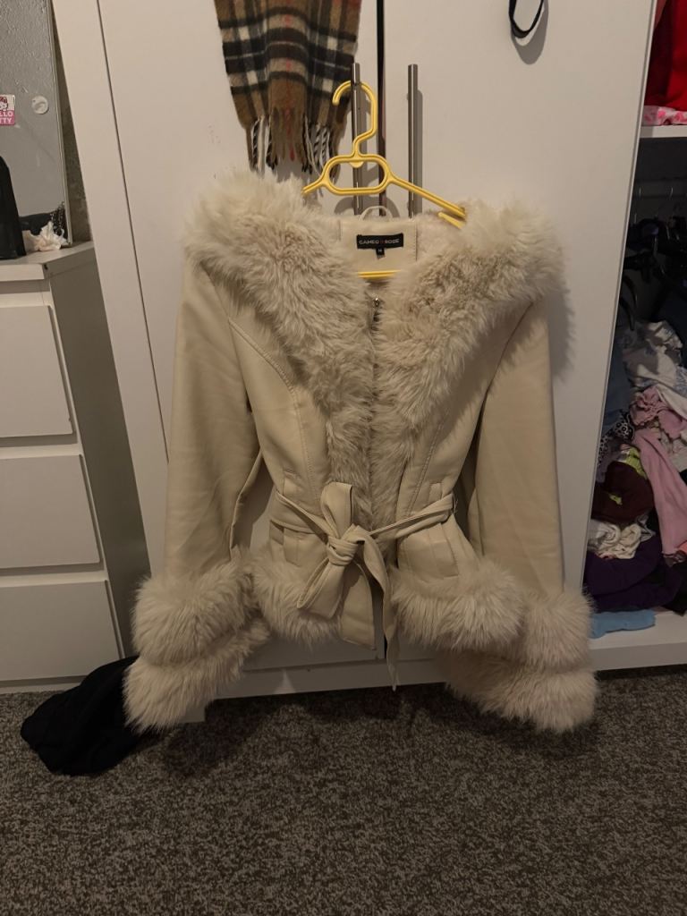Cameo Rose Cream Faux Fur Trim Jacket  Size 14