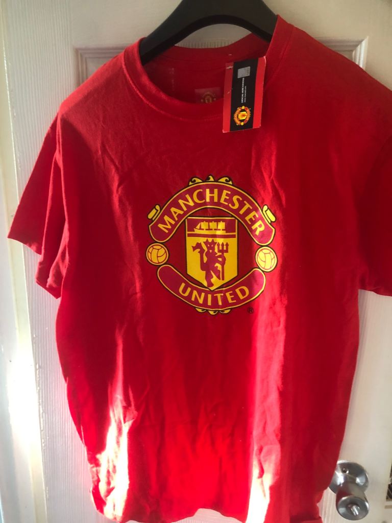 Manchester United Graphic T-Shirt – Red, Size L, New with Tags