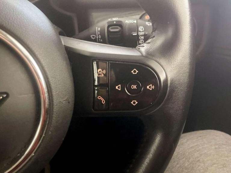 2021 MINI Countryman 1.5 Cooper Classic Steptronic Euro 6 (s/s) 5dr Automatic SUV Petrol Automatic