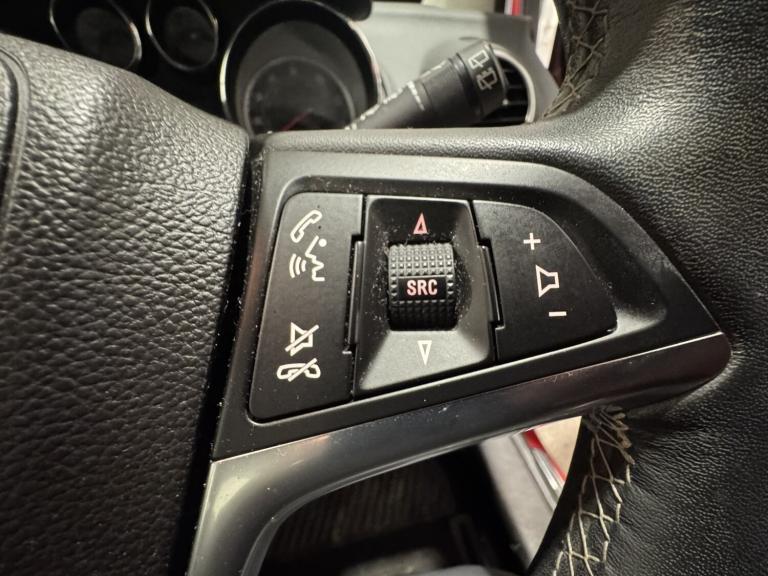 VAUXHALL MERIVA 1.4 i Tech Line 2014