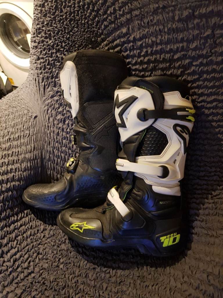 Alpinestars Tech 10 