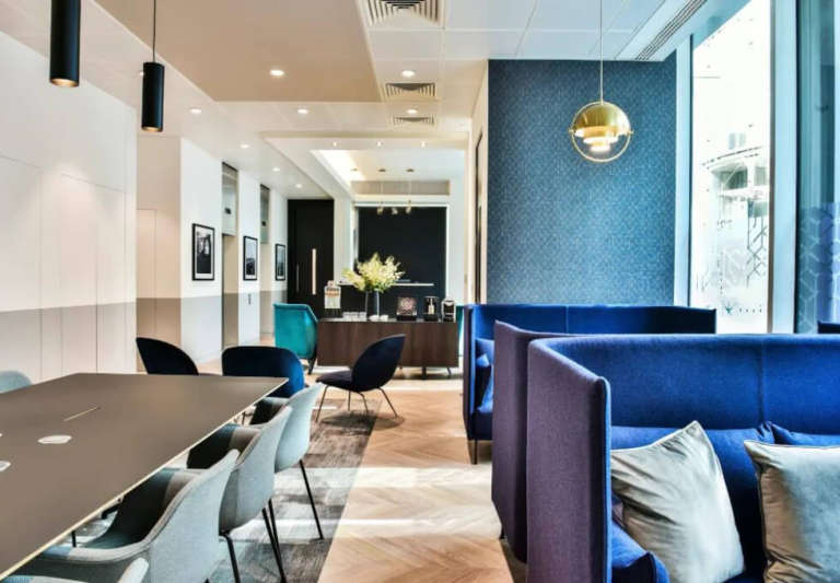 Furnished offices to rent in *Bishopsgate*. Office Spaces for 2 to 65 desks EC1