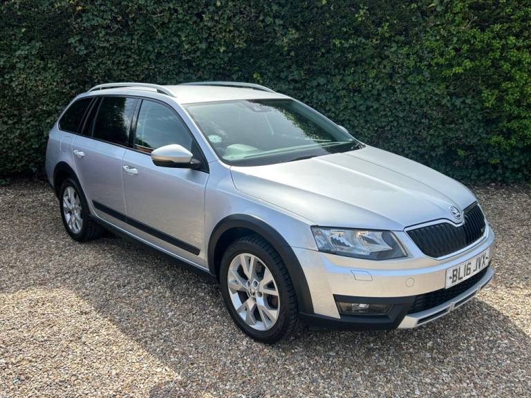2016 Skoda Octavia 2.0 SCOUT TDI DSG 5d 181 BHP Estate Diesel Semi Automatic