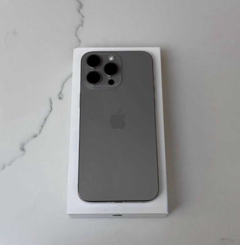 Apple iPhone 15 Pro – Grey, As Good As New