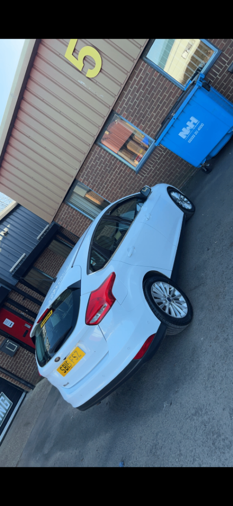 Ford, FOCUS, Hatchback, 2015, Manual, 1499 (cc), 5 doors
