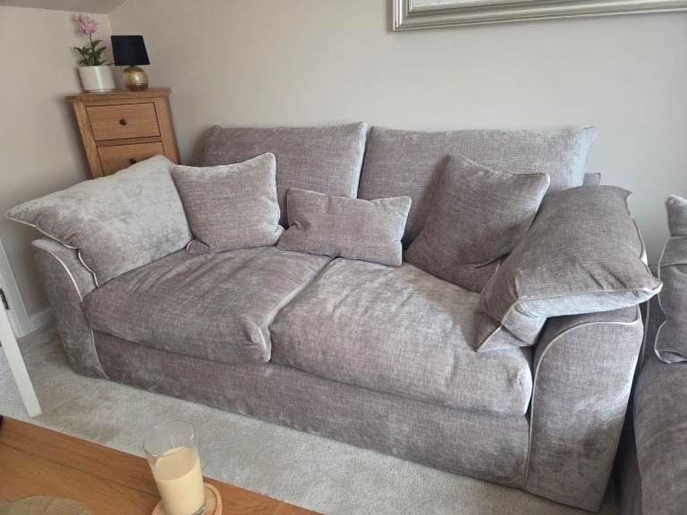 2 Sofology Georgio 3 Seater Sofa's Couch with Feather Flex filling - Excellent condition