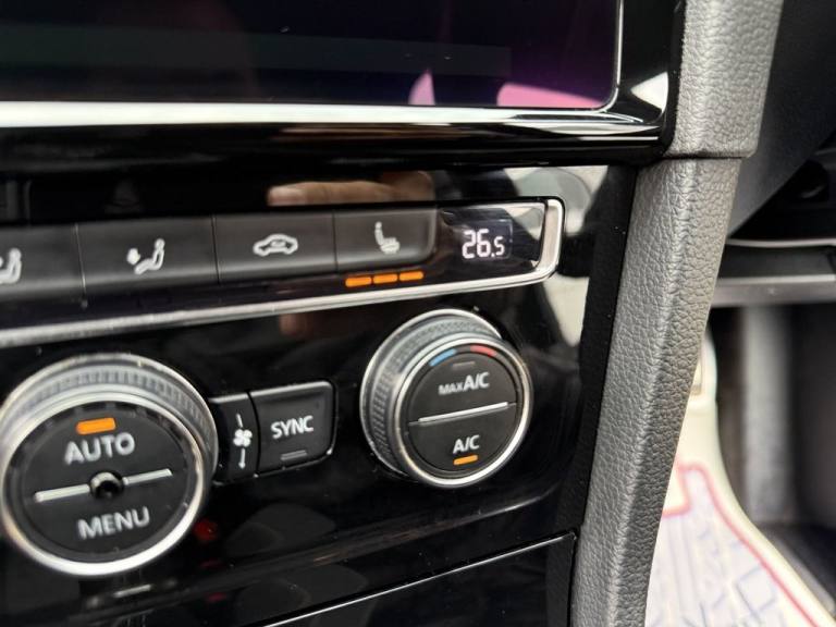 2017 Volkswagen Golf 2.0 TDI BlueMotion Tech GTD Hatchback 5dr Diesel Manual Euro 6 (s/s) (184 p ...