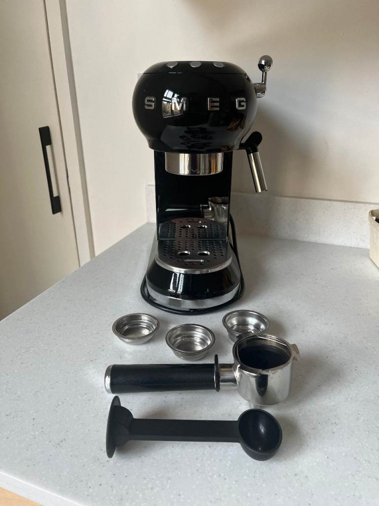 SMEG Espresso Machine - Black