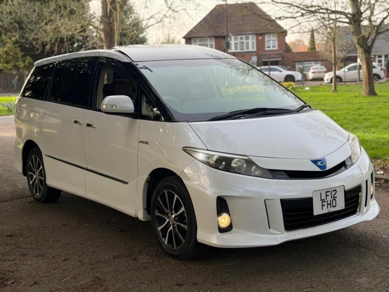  Toyota Estima Petrol/Electric Hybrid Automatic