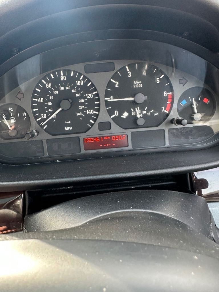 BMW, 3 SERIES, Saloon, 2001, Manual, 2494 (cc), 4 doors