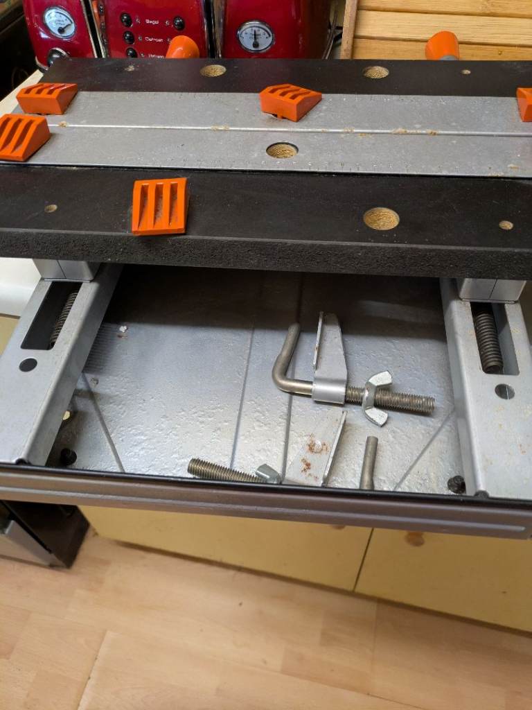 Sturdy Metal Workbench with Clamp – Good Condition
