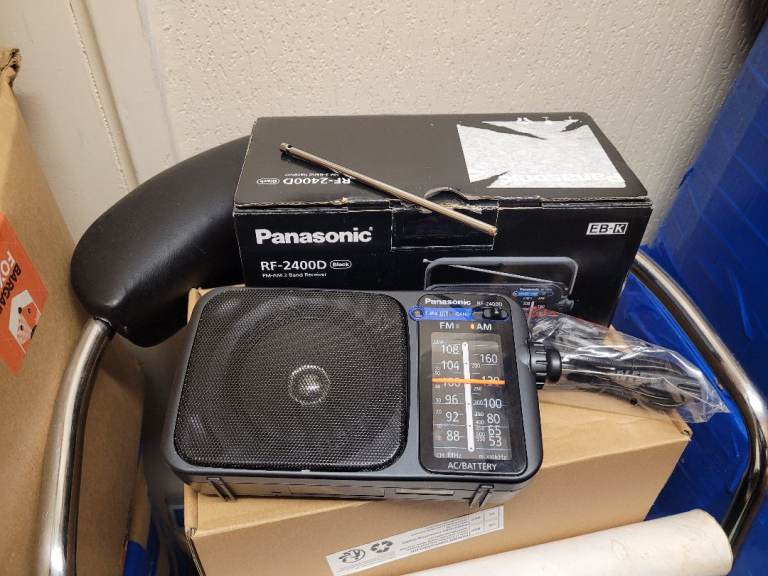 Panasonic portable radio 