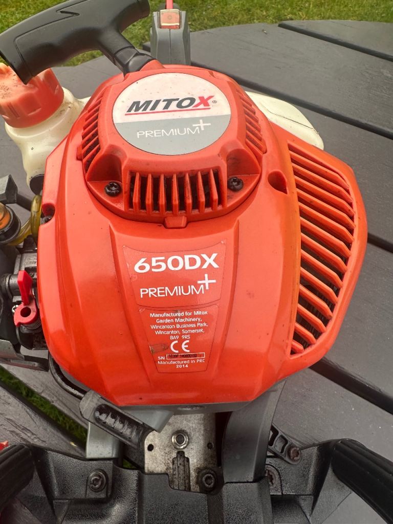 Mitox petrol hedge cutter 24” double edged clippers vgc lawnmower mower trimmer 