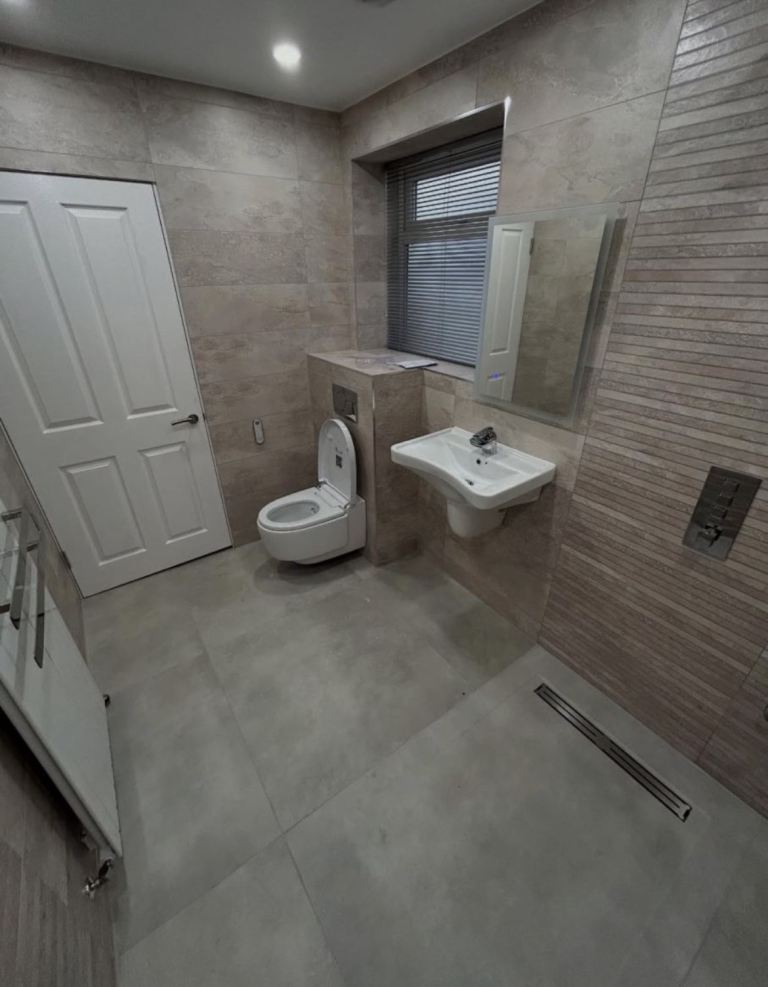 Professional Wall and Floor Tilers