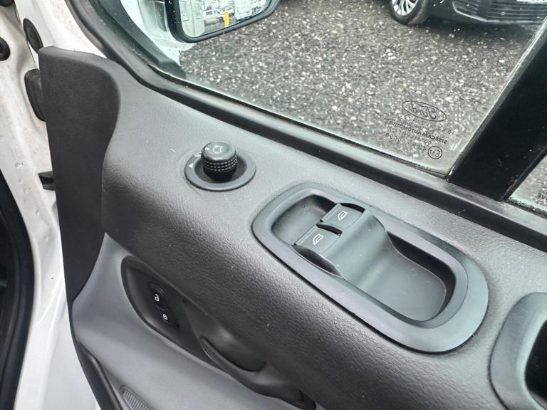 2018 Ford Transit Custom 2.0 TDCi 105ps Low Roof D/Cab Van PANEL VAN DIESEL Manual