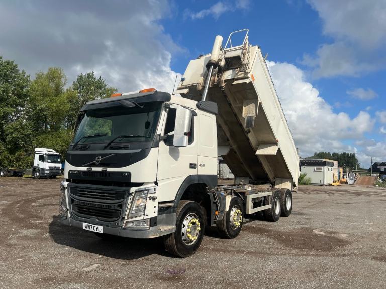 Volvo FM 450 INSULATED TIPPER , SLEEPER CAB , TARMAC SPEC ..FULL MOT