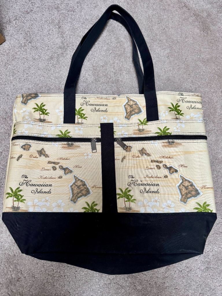 Hawaiian Islands Zip Up Beach Bag 