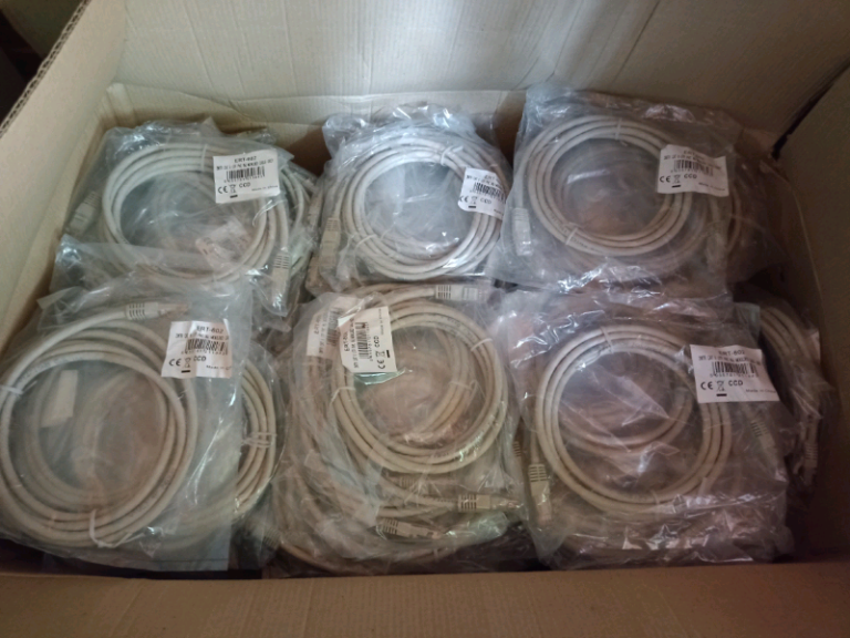 Job Lot 100x Brand New 2m Cat6 RJ45 Network / Ethernet Cables 